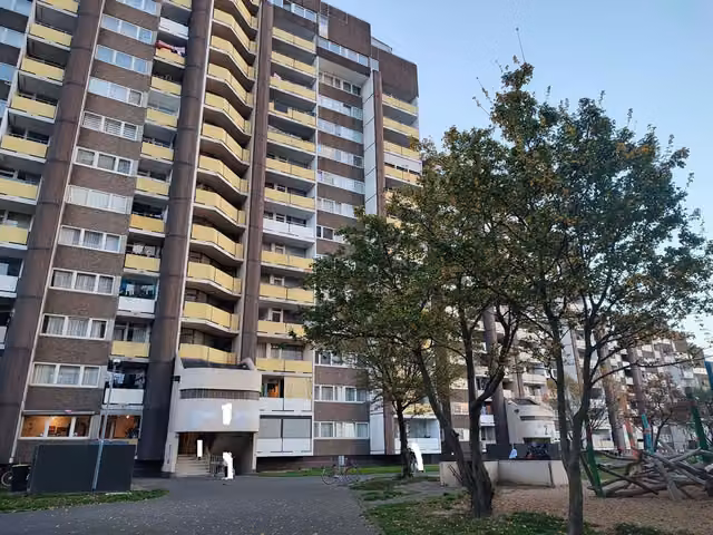 Piso de 3 habitaciones alquilado en Colonia-Meschenich, 5.ª planta